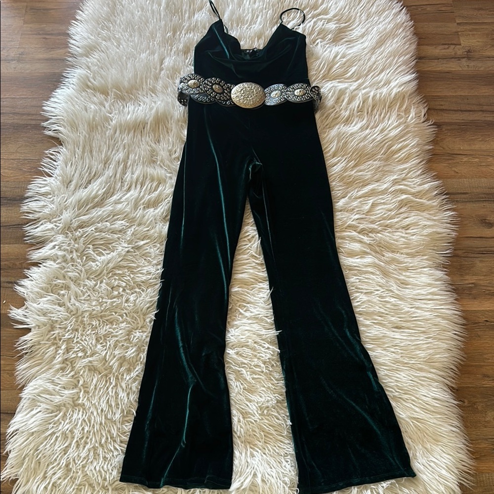Elegant Velvet Jumpsuit in Deep Green